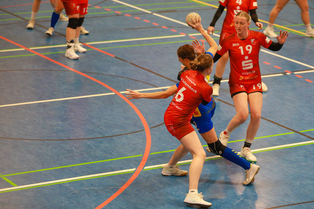 SvSchermbeck_SVN_061225_025 | Bildergalerie von Sport-Ereignissen aber auch von weiteren spannenden Dingen - nicht nur vom Niederrhein. In Anlehnung an den bekannten Spruch von Hanns Dieter Hüsch heißt das Motto: "Niederrhein ist überall".  - Realisiert mit Pictrs.com