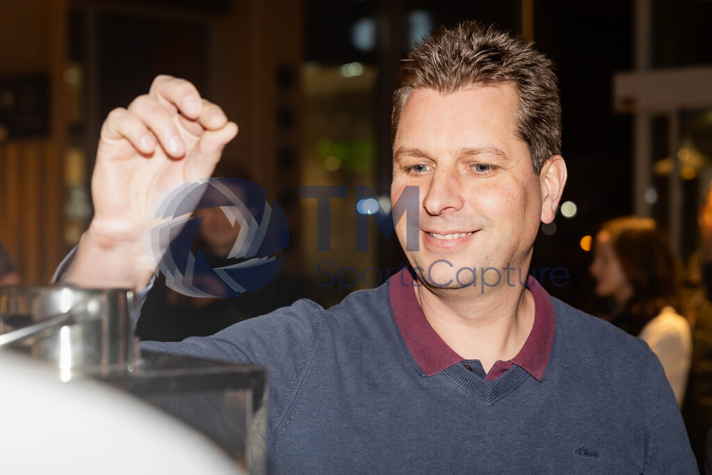 TP-20241213-0050 | VILLACH,AUSTRIA,10.DEC.24 - ICE HOCKEY - ICE Hockey League, Villacher SV vs EC Red Bull Salzburg. Image shows Photo: GEPA pictures/ Matthias Trinkl