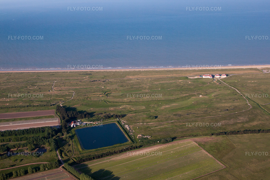 Aerial view: View of the town in Sandwich in the state England, Great Britain. – Photo: IMG_50637.jpg taken on 05/27/2012 by Werner Riehm/FLY-FOTO.com – Resolution of the original: 4752 x 3168 px