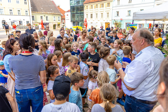 Kindertag 2024 | Bildershop von pixelworld.at - Realisiert mit Pictrs.com