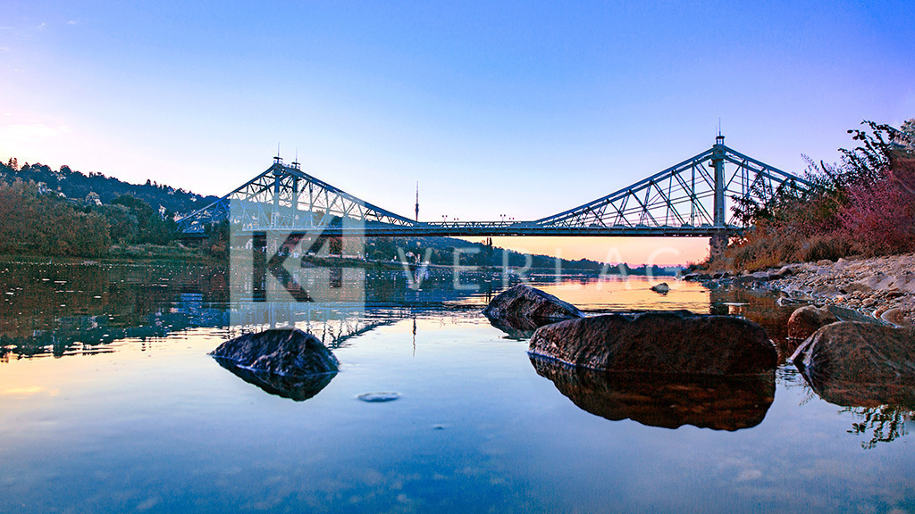 Blaues-Wunder-Elbe_FOCO3095 | Blick auf das Blaue Wunder  - Realisiert mit Pictrs.com