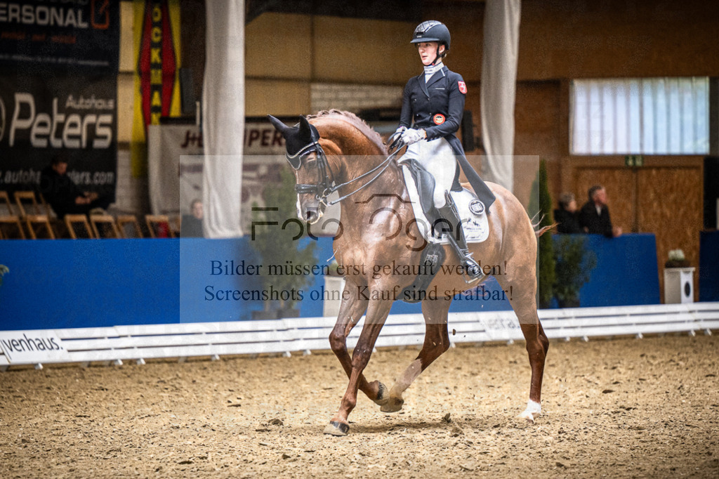 DOS_0744 | Entdecke hochwertige Reitturnierfotos von Foto Oger. Professionell, emotional und authentisch – jetzt Lieblingsmomente im Shop bestellen.Deutschlandweite Turnierfotografie. - Realisiert mit Pictrs.com