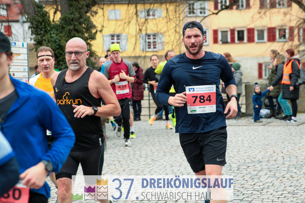 VR Bank Hauptlauf 10000m | 3 Koenigslauf 2023 - Realisiert mit Pictrs.com