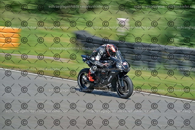 26BT02-1462 | markuskiefer.com - Realisiert mit Pictrs.com