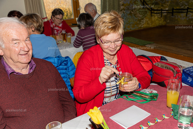 Seniorenbund - Fleischnudel Essen beim Gfrerer-Lipp | Bildershop von pixelworld.at - Realisiert mit Pictrs.com