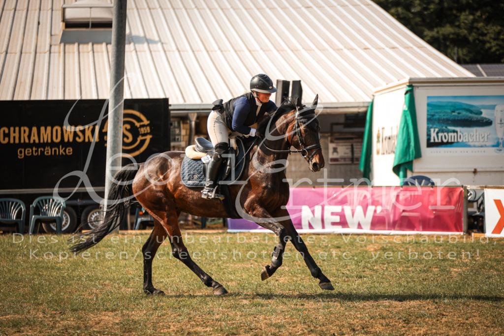 13.FrPfA00128 | Leoni Ertmer Photography - Realisiert mit Pictrs.com