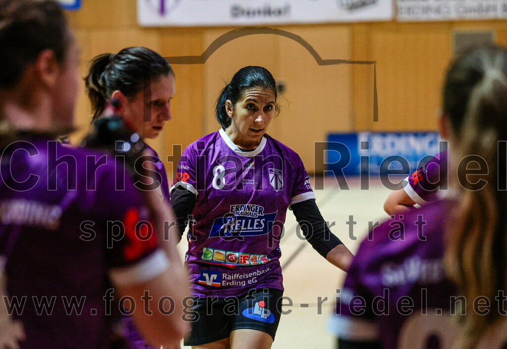 2023-11-11_056_SpVgg_Altenerding_gegen_TSV_Simbach_II | Erding, Deutschland, 11.11.2023:
Handball, Bezirksliga Frauen Altbayern 2023 / 2024, 5. Spieltag, SpVgg Altenerding II gegen TSV Simbach II, Endergebnis: 31:28

Sylvia Heider (SpVgg Altenerding, #8)

Foto: Christian Riedel / fotografie-riedel.net