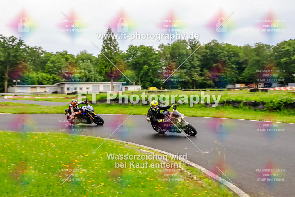 VBK-7461 | Hier findet Ihr Bilder von Touristenfahrten auf der Nürburgring Nordschleife oder von anderen Veranstaltungen die ich besucht habe. Viel Spass beim Durch Schauen 