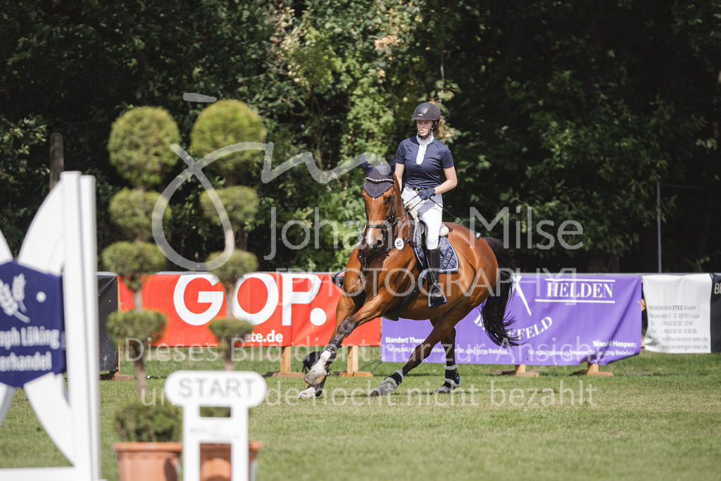 230714_LC_Mini-228 | Deine schönsten Turniermomente als professionelle Fotos! Entdecke hochwertige Pferdesport-Fotografie im Online-Shop. Jetzt Fotos finden & bestellen!