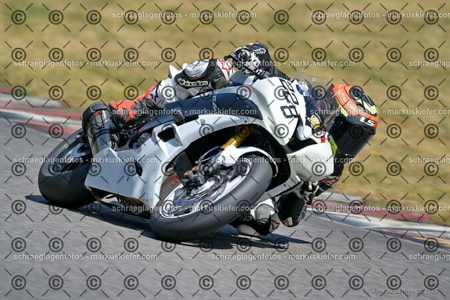 25bt04-0709 | markuskiefer.com - Realisiert mit Pictrs.com