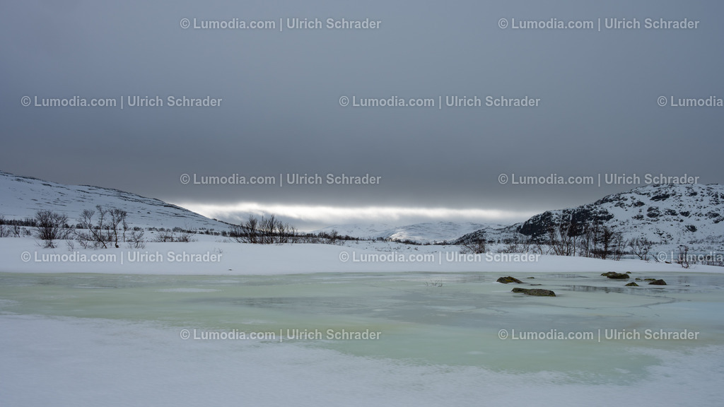 10047-10110 - Winterimpressionen in Norwegen | Stockfoto und Bilderpool mit Bildmaterial aus Deutschland, dem Harz, Halberstadt, Quedlinburg, Wernigerode und weltweit. Qualitativ hochwertige und professionelle Fotos anschauen und kaufen. - Realisiert mit Pictrs.com