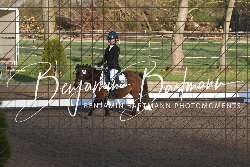 AZ2A2298 | Benjamin Bartmann Photomoments