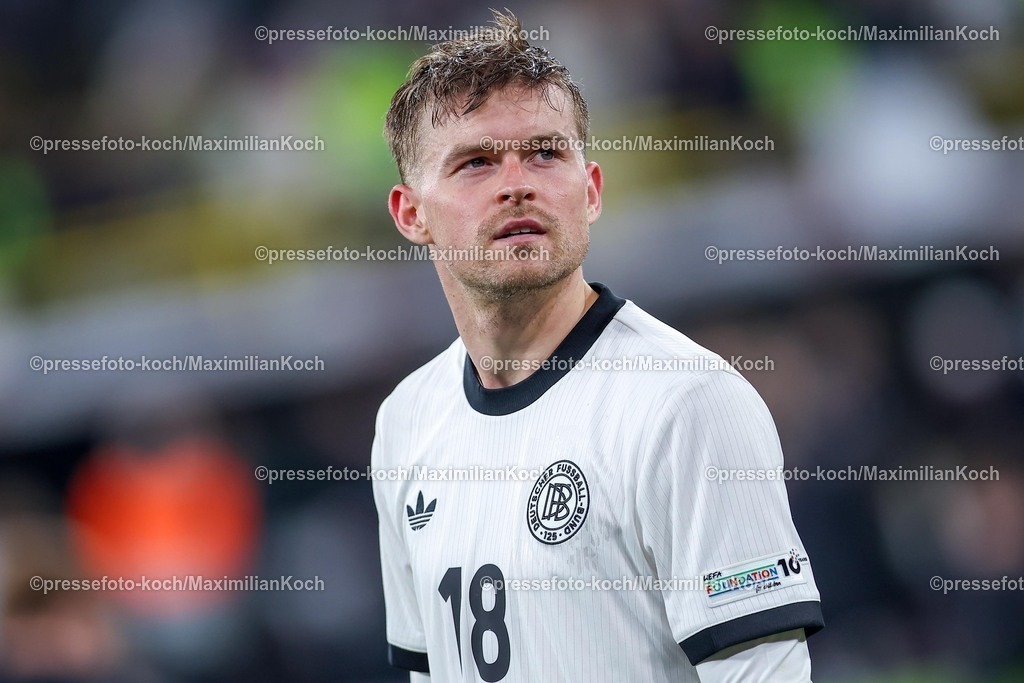 DFB23032502242 | 23.03.2025, Fußball, Viertelfinale UEFA Nations League, Deutschland - Italien, Signal Iduna Park, Saison 2024 2025: Maximilian Mittelstädt (GER #18) DFB regulations prohibit any use of photographs as image sequences and or quasi-video.
