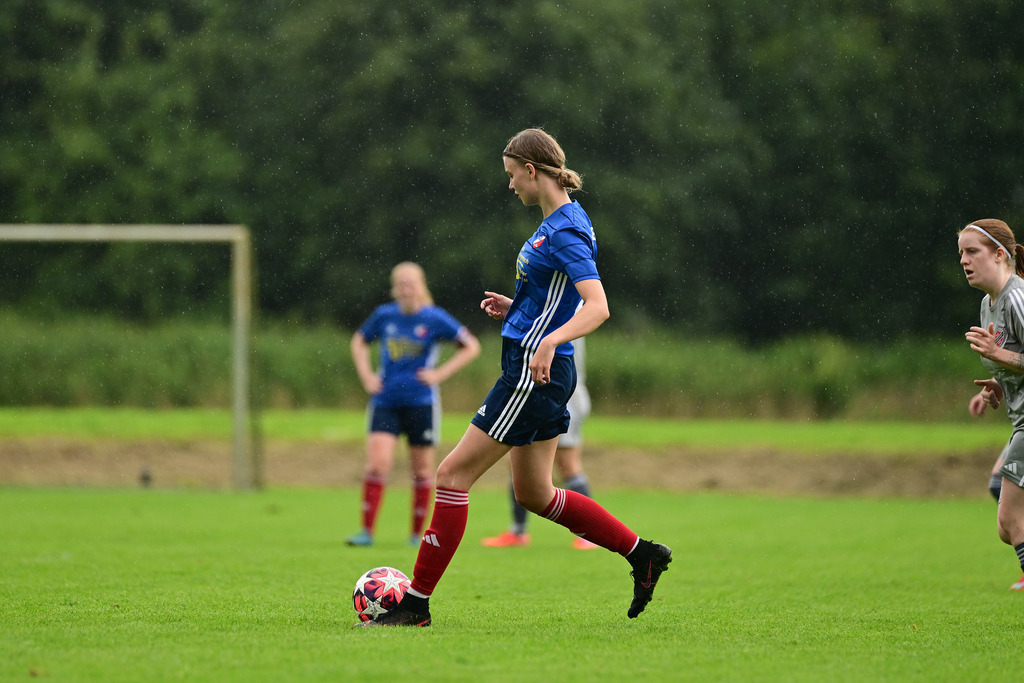 Fußball I Frauen I Saison 2025-2026 I Bezirkspokal I Qualifikation I TSV Stelle - TuS Fleestedt | Der Sportfotograf. - Realisiert mit Pictrs.com