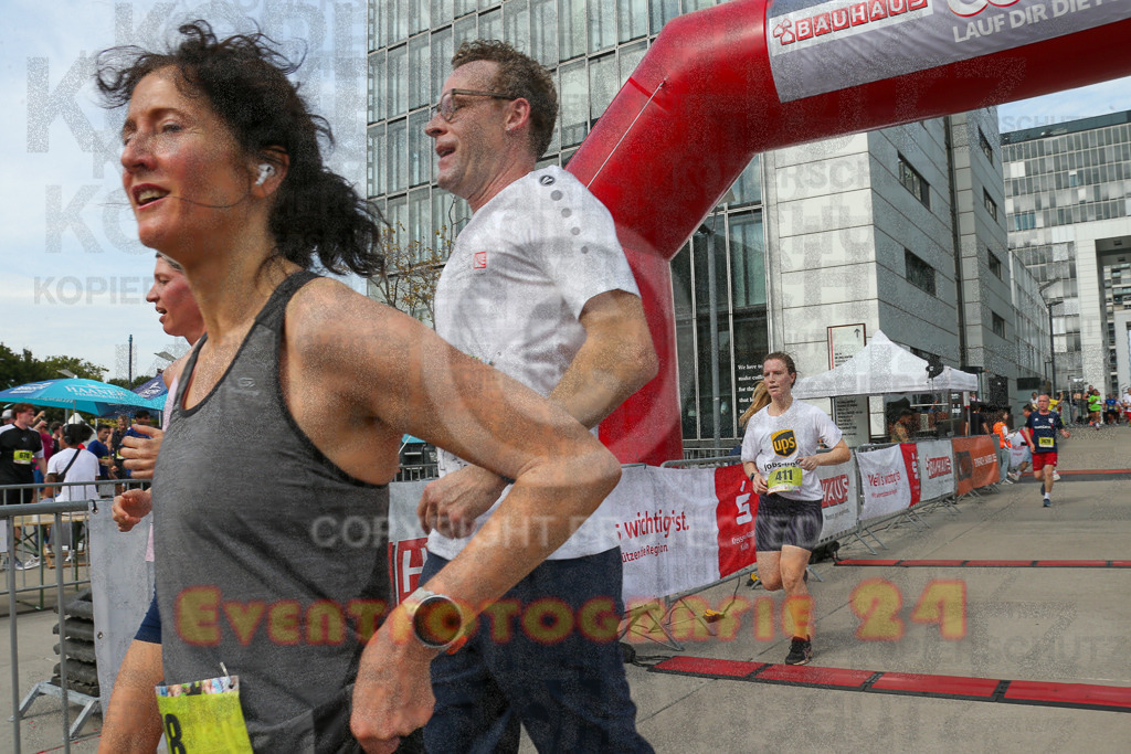 250920_1329_EX1_4941 | Sportfotografie im Rhein-Sieg Kreis, Köln, Bonn, NRW, Rheinland Pfalz, Hessen, etc. Unser Tätigkeitsfeld umfasst den Laufsport vom Volkslauf über den Marathon, Duathlon, Triathon bis zum Ultralauf wie Kölnpfad Ultra oder Schindertrail.