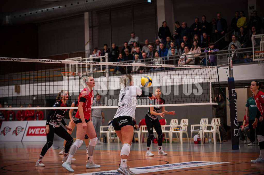 VFL-24 | jns.sportfotos - Realisiert mit Pictrs.com