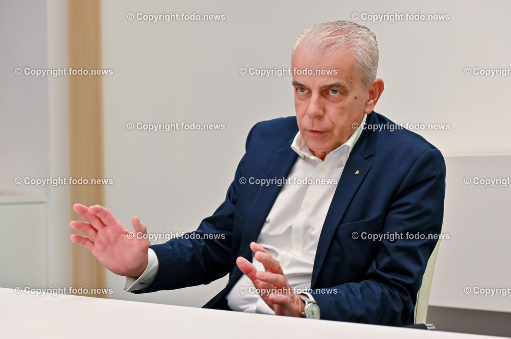 Herbert Walzhofer_ Vorstandsdirektor Sparkasse OÖ_ 19.01.2023-19 | 19.01.2023, Linz, AUT, Sparkasse Oberoesterreich im Bild Herbert Walzhofer (Vorstandsdirektor Sparkasse Ooe)