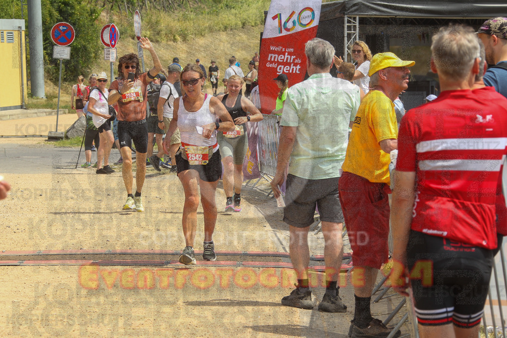 250614_1333_EV4_1050 | Sportfotografie im Rhein-Sieg Kreis, Köln, Bonn, NRW, Rheinland Pfalz, Hessen, etc. Unser Tätigkeitsfeld umfasst den Laufsport vom Volkslauf über den Marathon, Duathlon, Triathon bis zum Ultralauf wie Kölnpfad Ultra oder Schindertrail.