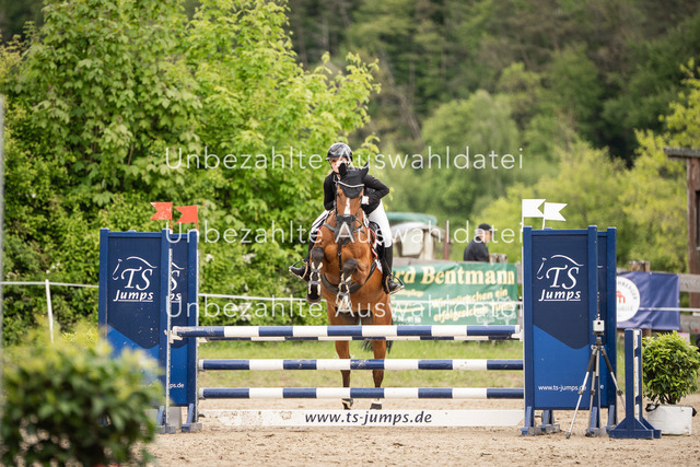 Bad_Meinberg_00439 | saradresslerfotografie - Realisiert mit Pictrs.com