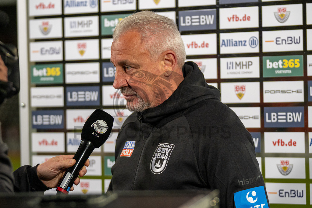 VfB Stuttgart II vs. SSV Ulm 1846 Fussball, Fussball, 3. Liga, 32. Spieltag, 08.04.2026 | Pavel Dotchev (Trainer SSV Ulm 1846 Fussball) im Interview nach Abpfiff,VfB Stuttgart II vs. SSV Ulm 1846 Fussball, Fussball, 3. Liga, 32. Spieltag, 08.04.2026DFB regulations prohibit any use of photographs as image sequences and/or quasi-video