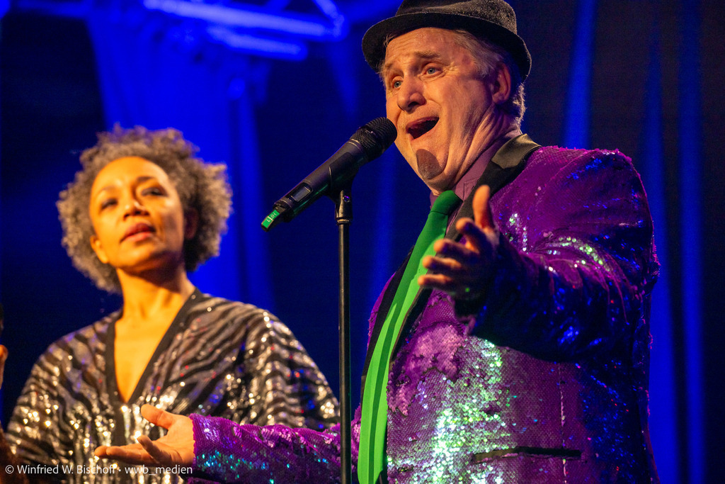 wwb-2412-0509 | <Fotografie> <Video> <Film> <Winfried Bischoff> - Realisiert mit Pictrs.com