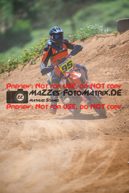 MaZZes_FotoMatrix_240511_6007705_3895 | S1