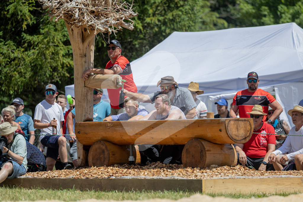Schwarzsee2026_4G_136 | Die Schwinger des Schwyzer Kantonalen Schwingerverbandes: Fotos, die Dynamik und Leidenschaft festhalten, sowie emotionale Momente aus dem traditionellen Schwingsport zeigen. - Realisiert mit Pictrs.com