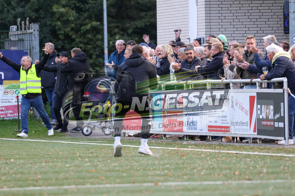 TuS Bruchmühlen - Bünder SV | Auf dem Bild zu sehen: TuS Bruchmühlen: Jubel 2:0, Silas Morgenroth TuS Bruchmühlen, Bünder SV, Saison 26/27, Kreisliga A, Bruchmühlen, Deutschland - Realisiert mit Pictrs.com