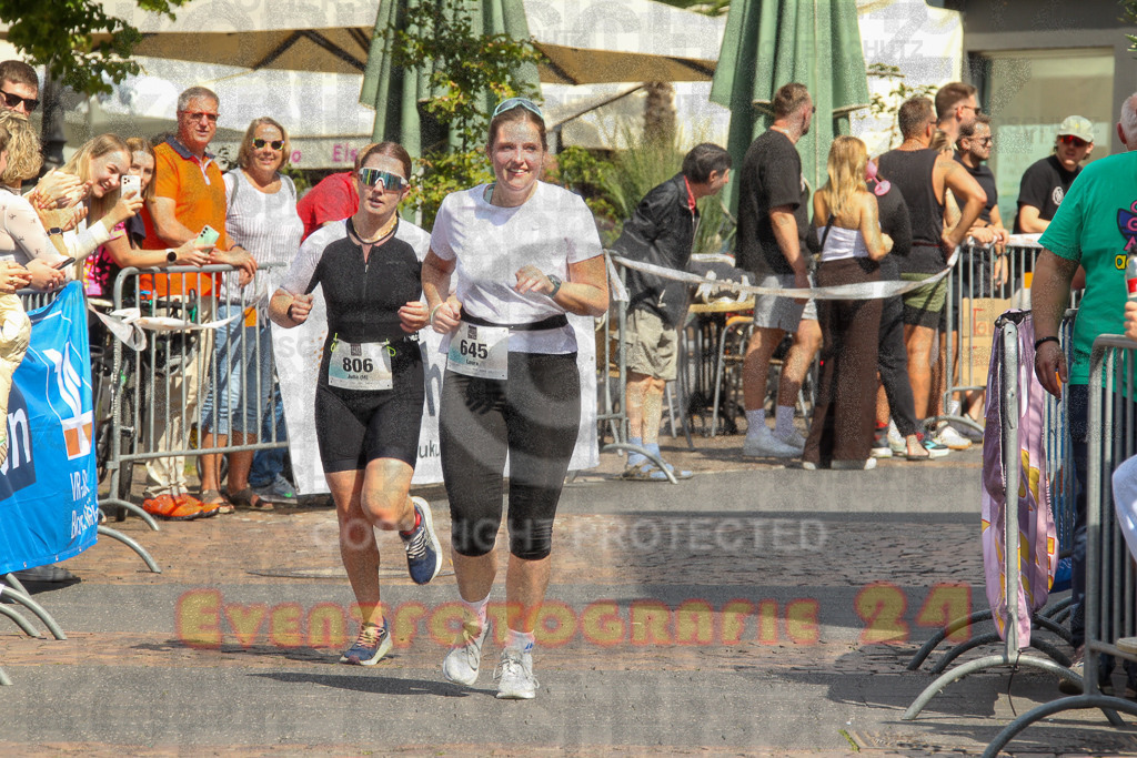250824_1501_EV4_2538 | Sportfotografie im Rhein-Sieg Kreis, Köln, Bonn, NRW, Rheinland Pfalz, Hessen, etc. Unser Tätigkeitsfeld umfasst den Laufsport vom Volkslauf über den Marathon, Duathlon, Triathon bis zum Ultralauf wie Kölnpfad Ultra oder Schindertrail.