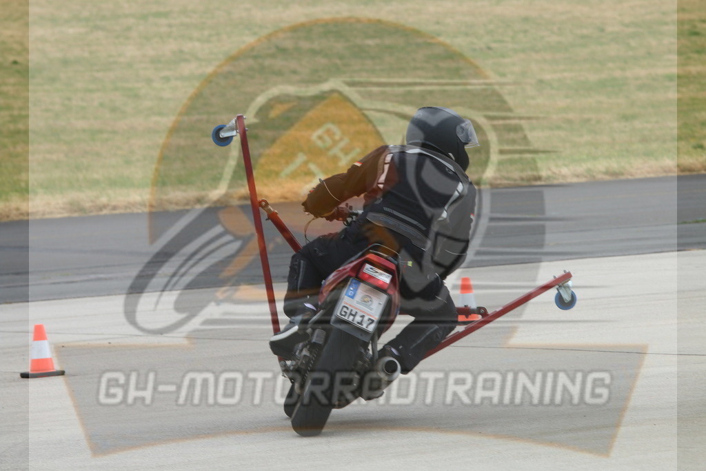 IMG_3355 | gh-motorradtraining-foto.de - Realisiert mit Pictrs.com