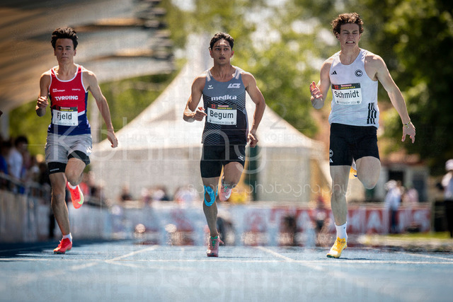 Juniorengala 2026; Mannheim, 13.06.2026 | MANNHEIM, GERMANY - JUNE 13, 2026 : Markus Le Fjeld (NOR/Norway), Ashik Begum (SUI/Switzerland), Myriam Alice Schmidt (GER/ASC Darmstadt) competing in the men’s U20 100m during the Juniorengala 2026 at Michael-Hoffmann-Stadion on June 13, 2026 in Mannheim, Germany.