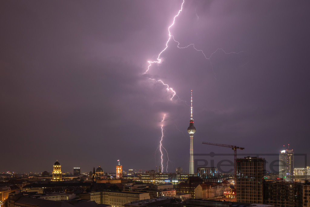 20190611_222650_9568_o | Pierre.Berlin Photo Store - Realisiert mit Pictrs.com