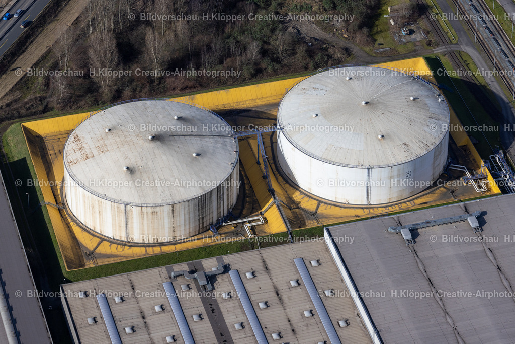 Luftbild Duisburg Am Schlütershof _ 47059 Duisburg-1315 | Aerial view industry,Duisburg ,Am Schlütershof , Duisburg,industry,tank,mineral oil,depot,Germany , North Rhine Westphalia - Realisiert mit Pictrs.com