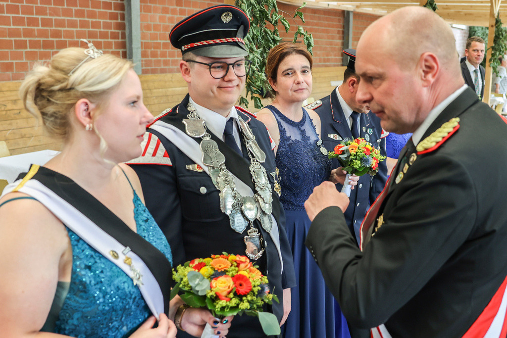 top-top.de 20240705-018 | Foto, Video, Fotografie, Videografie, Fotobox, DJ, Discjockey, Musik, Musikbox, Veranstaltung, Photobooth, Amazon, Ebay, Buchtipp, Bestseller, Autor, Verlag, Buch, Wesel, Hamminkeln, NRW, Dinslaken, Rees, Drohne, Hochzeit, Party, Fotobox, Wesel, Fotograf