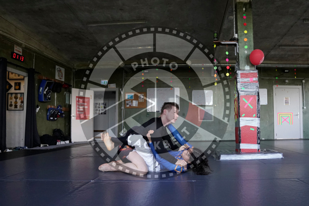 20240413PBB8307 | Fighters compete during the Grapplethon 24hours of rolling for a reason in Hamburg, Germany, on April 13, 2024.