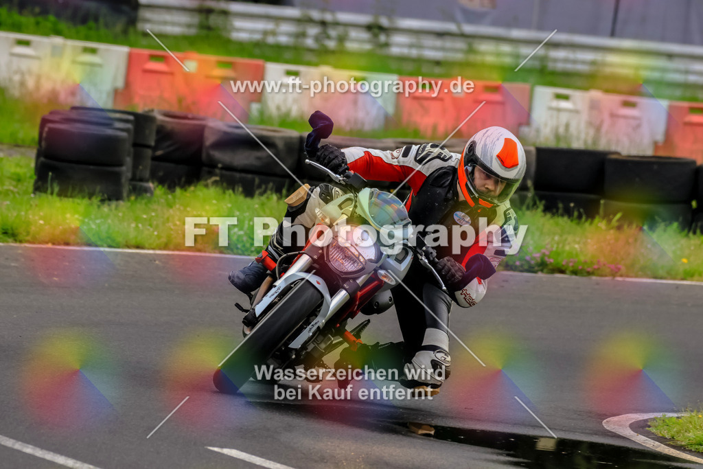 VBK-6592 | Hier findet Ihr Bilder von Touristenfahrten auf der Nürburgring Nordschleife oder von anderen Veranstaltungen die ich besucht habe. Viel Spass beim Durch Schauen 