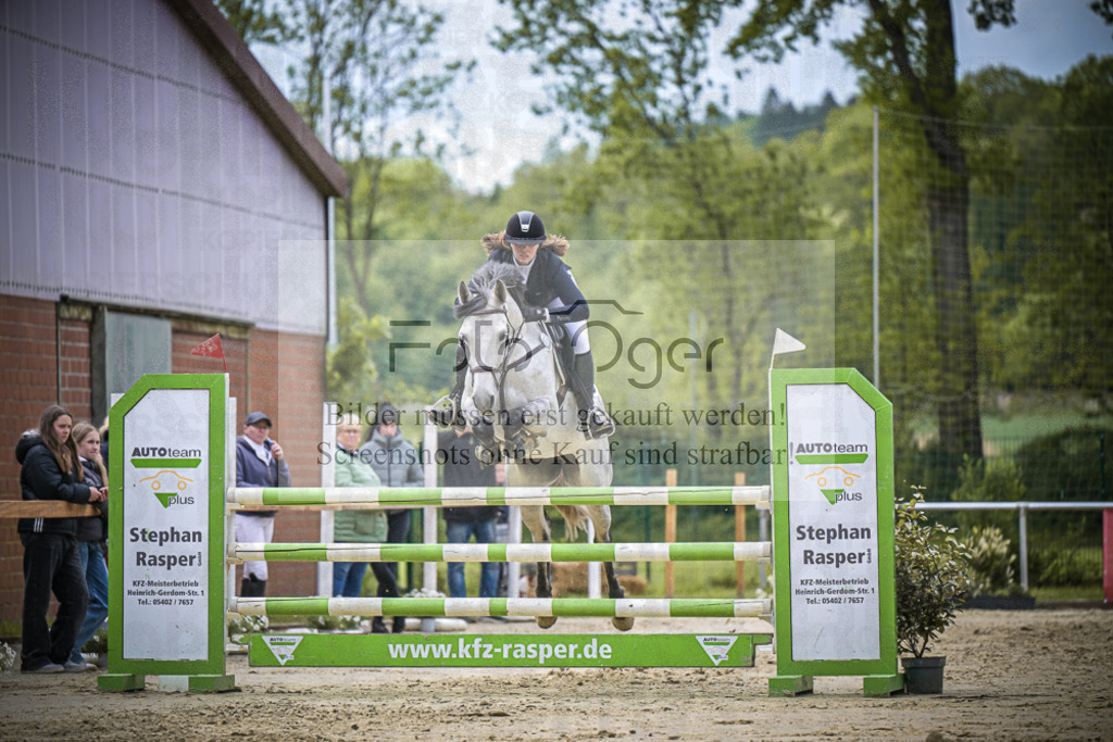 DOS_8712 | Entdecke hochwertige Reitturnierfotos von Foto Oger. Professionell, emotional und authentisch – jetzt Lieblingsmomente im Shop bestellen.Deutschlandweite Turnierfotografie. - Realisiert mit Pictrs.com