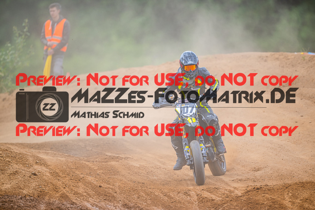 MaZZes_FotoMatrix_220528_8144 | Fotograf Mathias Schmid
Sportfotograf,
Eventfotograf,
Hochzeitsfotograf,
Portraitfotograf