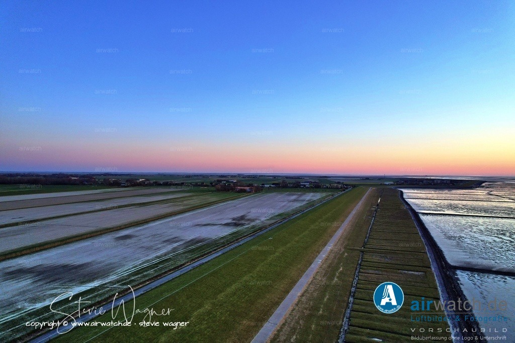 Luftbild Nordstrand-Elisabeth-Sophien-Koog | Nordseeküste, Nordfriesland, Nordstrand, Küstenschutzmaßnahmen, Deichverstärkungen, Hochwasserschutz, Wegstrecken