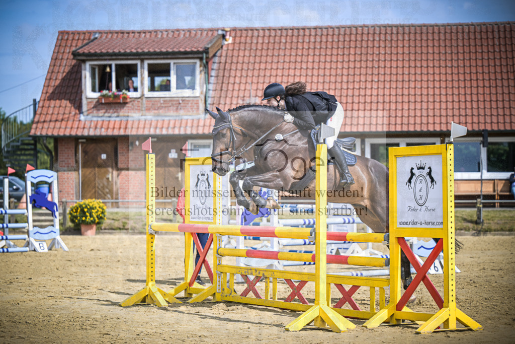 DOS_6174 | Entdecke hochwertige Reitturnierfotos von Foto Oger. Professionell, emotional und authentisch – jetzt Lieblingsmomente im Shop bestellen.Deutschlandweite Turnierfotografie. - Realisiert mit Pictrs.com