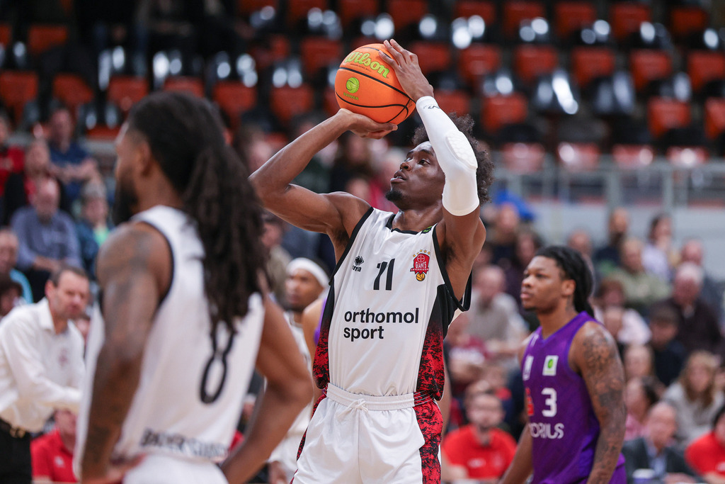Pro A BAYER GIANTS vs BG Göttingen-109 | Fotos von Basketballspielen aus dem Raum NRW fotografiert von Gero Mueller-Laschet und Daniel Schaefer - Realisiert mit Pictrs.com