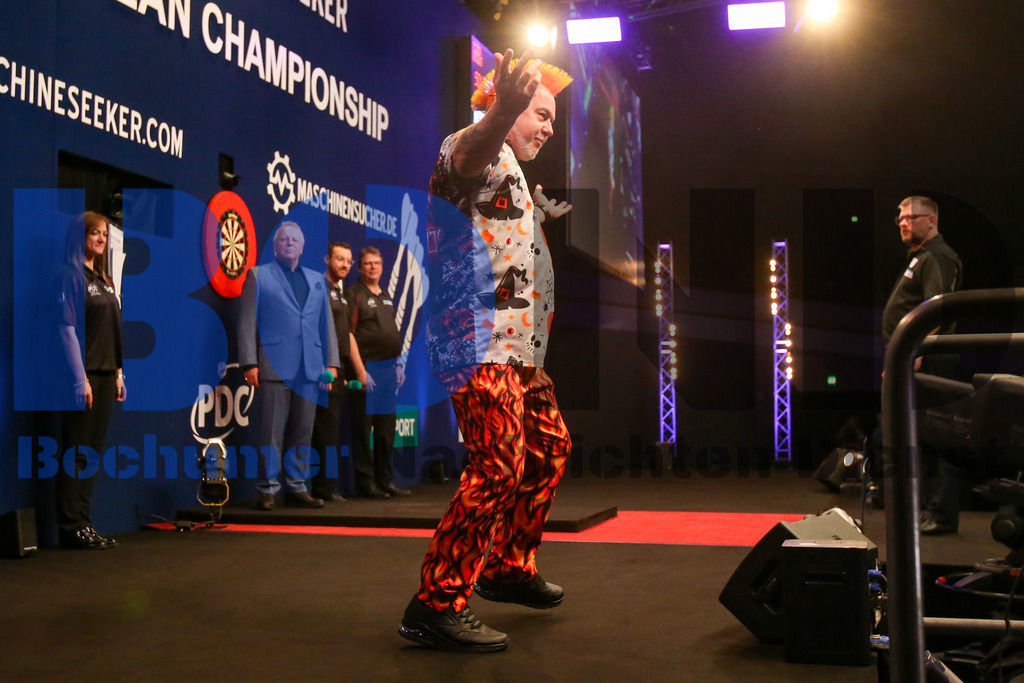  29.10.2023 - 
 | Sebastian Sendlak / Bochumer Nachrichtendienst (BOND) - PDC European Darts Championship: Finale {Persons shown} - Realisiert mit Pictrs.com