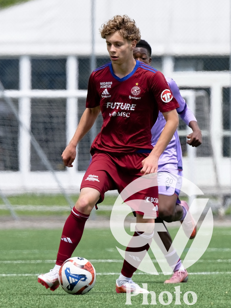 Servette M16  v Bâle M16  - Quarts de finale retour des playoffs de M16 Elite | Geneva, Switzerland - May 16 : during the Quarts de finale retour des playoffs de M16 Elite  match between Servette M16  and Bâle M16  at Stade de Balexert  on May 16 , 2026 in Geneva, Switzerland.