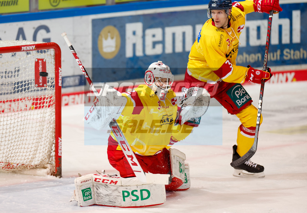 Iserlohn Roosters - Duesseldorfer EG | 
DEL: Iserlohn Roosters - Duesseldorfer EG - Realisiert mit Pictrs.com