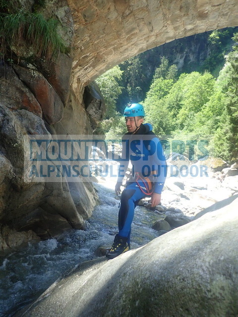 P1020161 | Bestelle die Bilder deines Berg- oder Wasser-Abenteuers mit Mountain Sports bequem von zu Hause aus direkt über unseren Online Fotoshop von pictrs.com. - Realisiert mit Pictrs.com