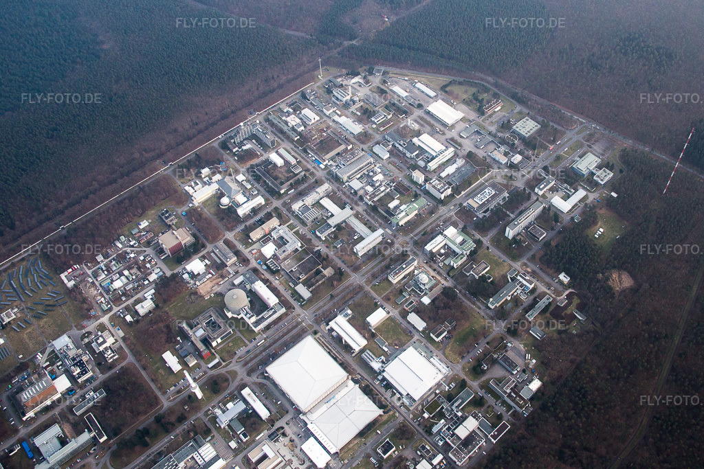 Luftbild: Leopoldshafen, KIK Campus Nord im Ortsteil Leopoldshafen in Eggenstein-Leopoldshafen im Bundesland Baden-Württemberg in Deutschland. Foto: IMG_076646.jpg vom 13.02.2015 durch Werner Riehm/FLY-FOTO.de