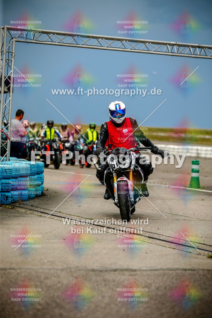 Chambley Juli-1284 | Hier findet Ihr Bilder von Touristenfahrten auf der Nürburgring Nordschleife oder von anderen Veranstaltungen die ich besucht habe. Viel Spass beim Durch Schauen 