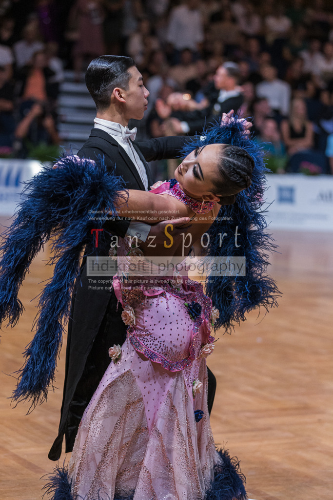 20250819_WDSF-Open-Std-Youth_1092 | Tanzsportbilder, Standardtanz, Lateintanz, WDSF, DTV, LTVB, dancecomp, goc, hessen tanzt, blaues band der spree, walzer, tango, wiener walzer, slowfox, quickstepp, samba, rumba, cha-cha-cha, paso doble. jive, hd-kroft photography, turniertanzsport