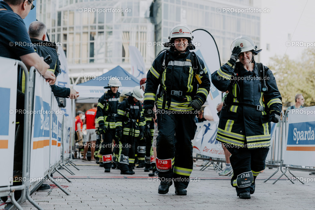 240825_Treppenlauf-769 | Professionelle Fotos Ihrer Laufsportveranstaltung.