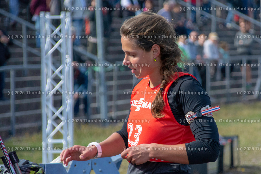 Deutsche Meisterschaften Biathlon 2018 | Deutsche Meisterschaften Biathlon 2018, Massenstart Frauen am 15.09.2018 in der DKB SKI ARENA in Oberhof, (Deutschland)

Bild: Leonie Litzenbauer vom SC Willingen / SIWI (23) - Realisiert mit Pictrs.com